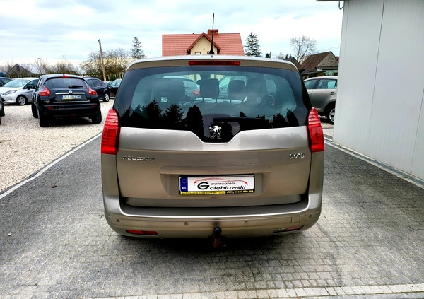 Peugeot 5008 cena 33900 przebieg: 201800, rok produkcji 2012 z Czyżew małe 562